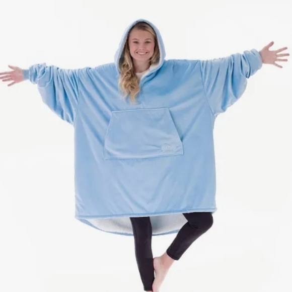 The Comfy Red Black Plaid Wearable Oversized Fleece Blankets - Picture 14 of 14